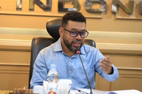 Pencaker Lokal Keluhkan Rekrutmen Migas, Filep Desak Transparansi