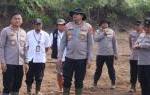 Kapolda Jabar Tinjau Lahan Penanaman Bawang Putih di Subang